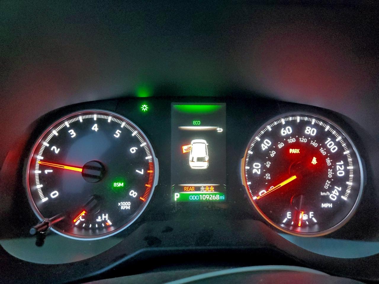 Toyota RAV4 Xle Image 14