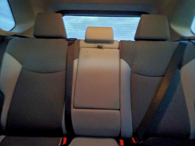 Toyota RAV4 Xle Image 11