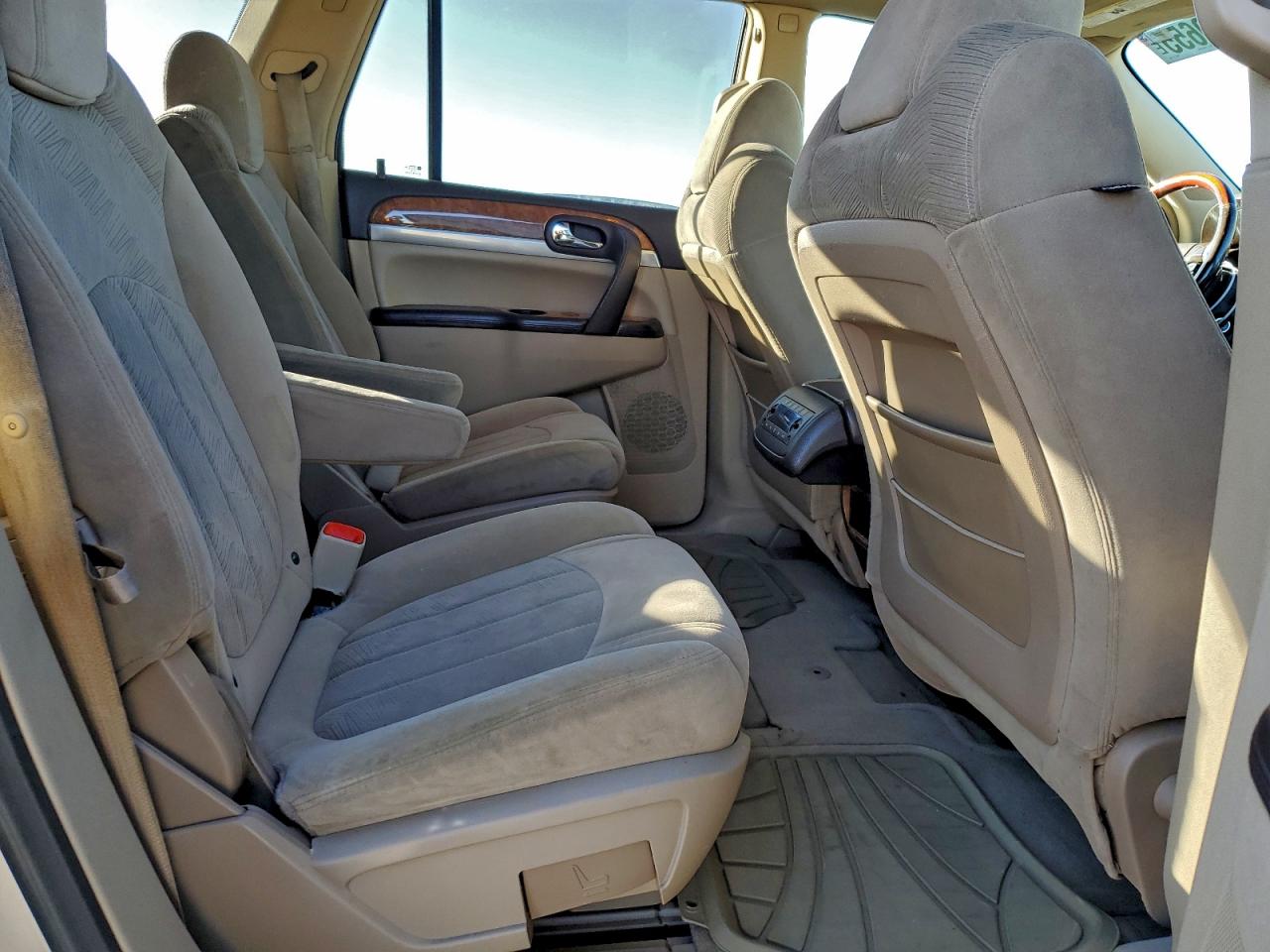 Buick Enclave Cx Image 12